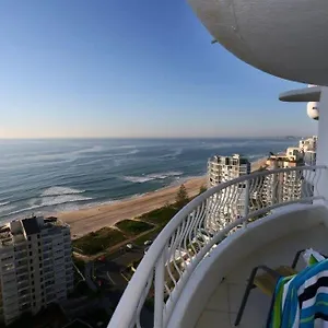 Biarritz Apartahotel Gold Coast